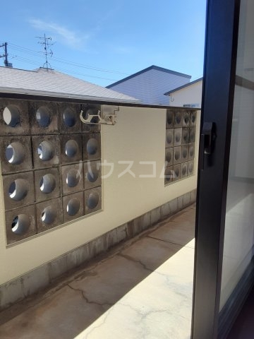 21/27 バルコニー