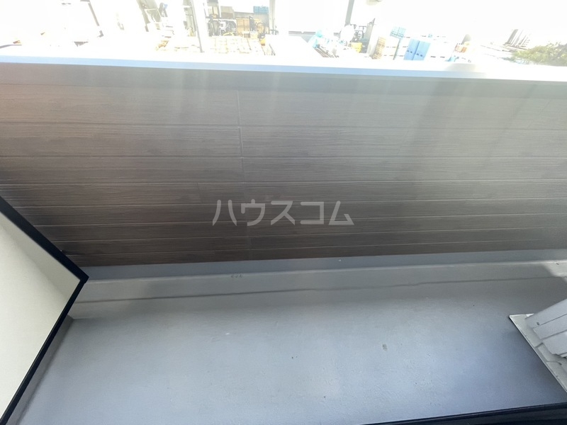 13/25 バルコニー
