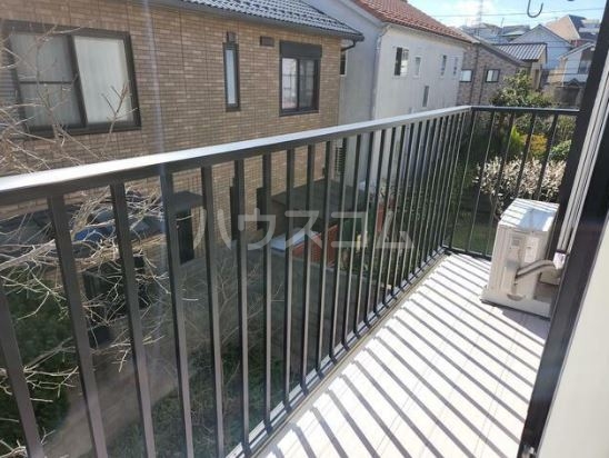 13/19 バルコニー