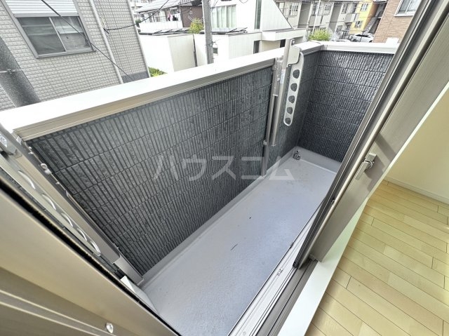 13/25 バルコニー