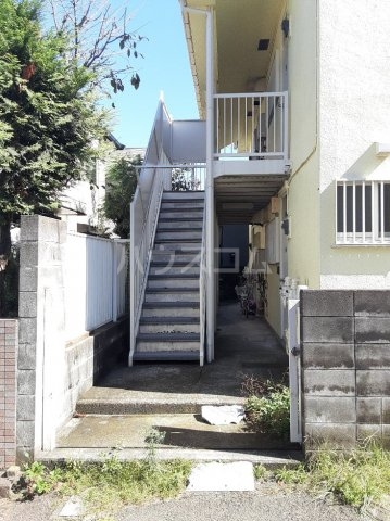 2/4 エントランス