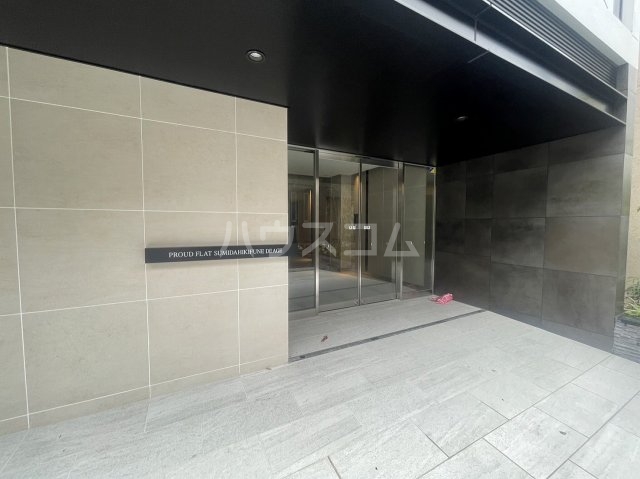 29/30 エントランス