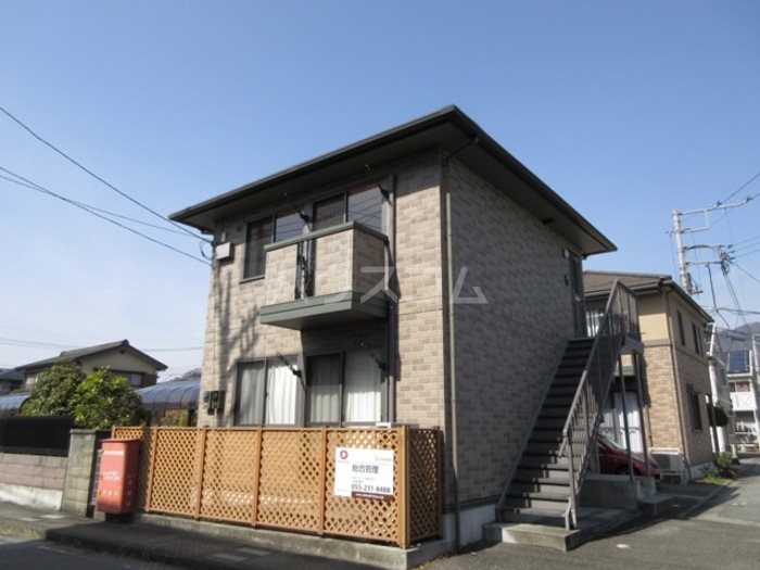 2/4 エントランス