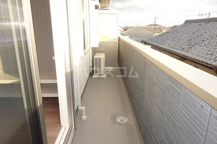 17/28 バルコニー