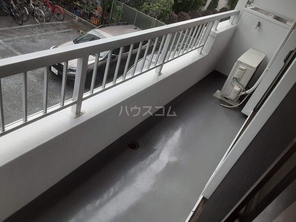 23/30 バルコニー