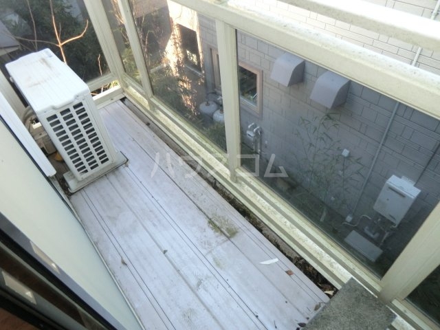 15/23 バルコニー