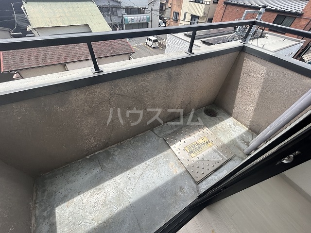 23/30 バルコニー