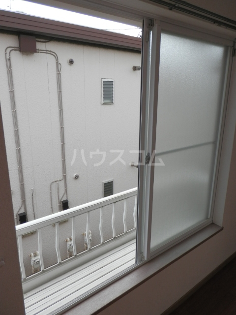 18/28 バルコニー