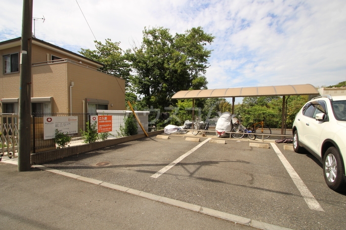 24/29 駐車場