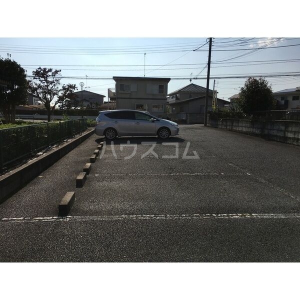 2/2 駐車場