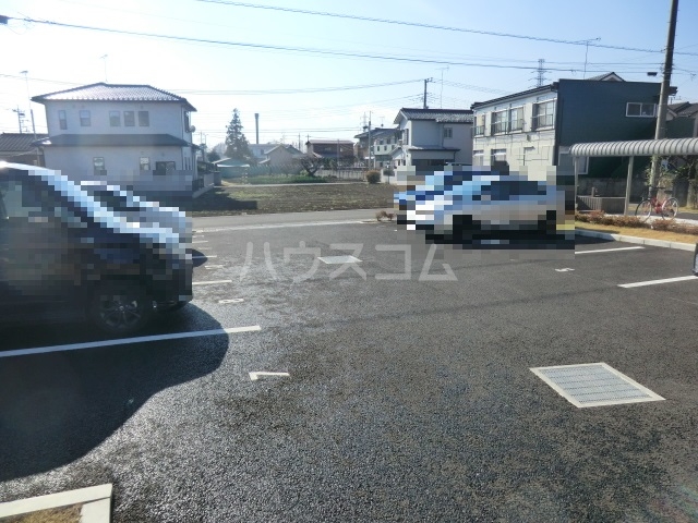 22/30 駐車場