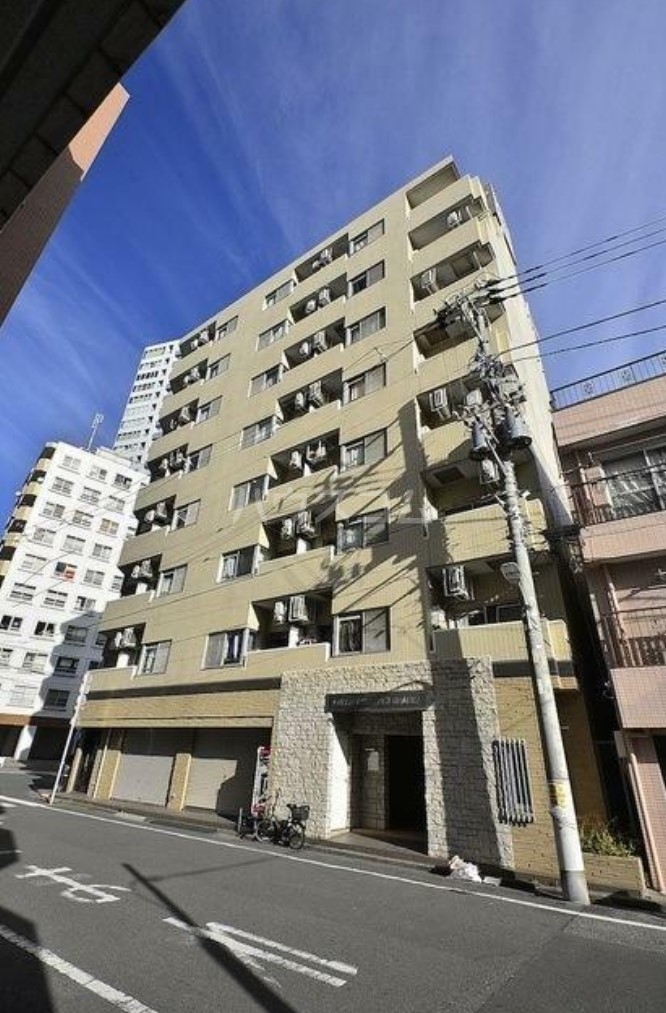 14/20 エントランス