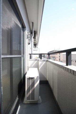 13/17 バルコニー