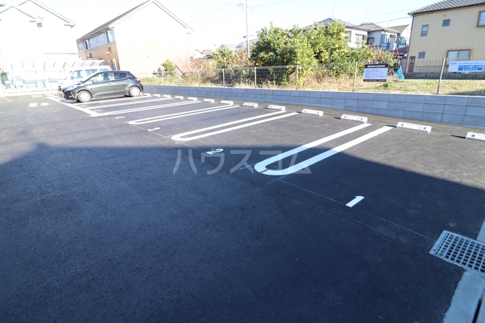 3/4 駐車場