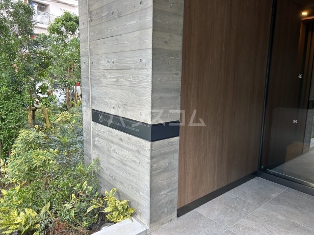 19/29 エントランス