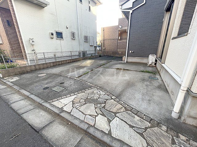 3/10 駐車場