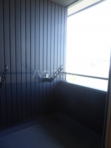 17/30 バルコニー