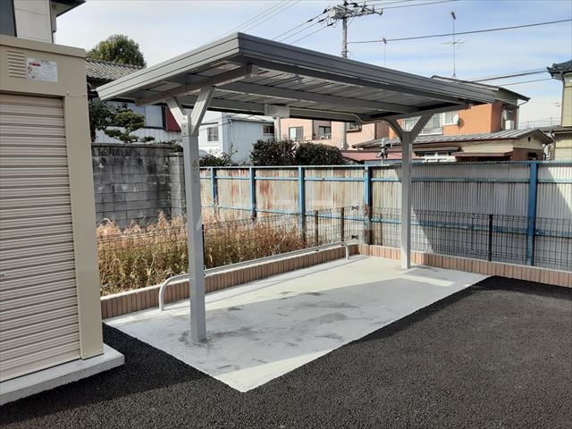22/26 駐車場