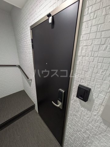 13/30 玄関