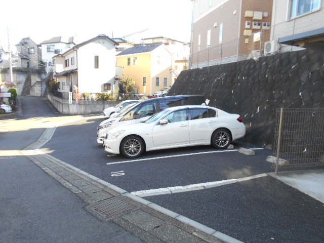 26/30 駐車場