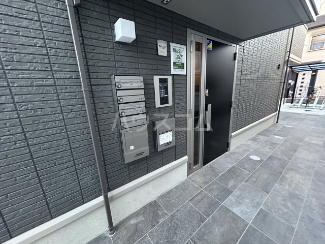 22/30 エントランス