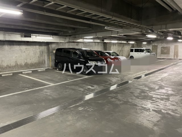 14/16 駐車場