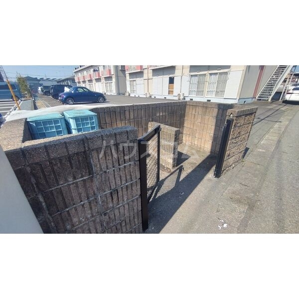 2/10 駐車場