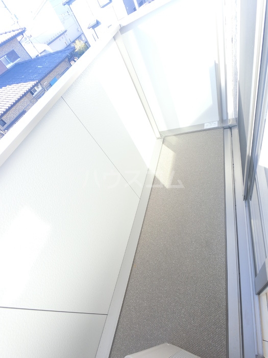 13/22 バルコニー