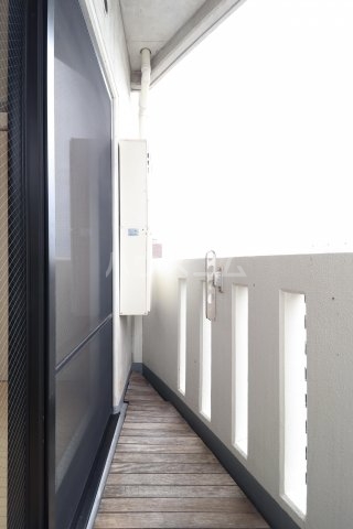 13/30 バルコニー