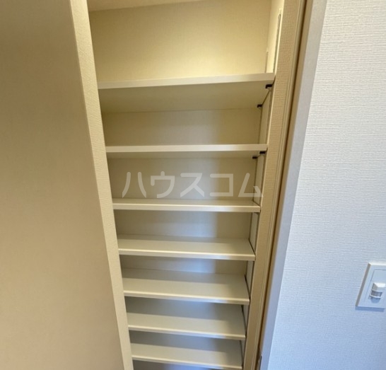 収納