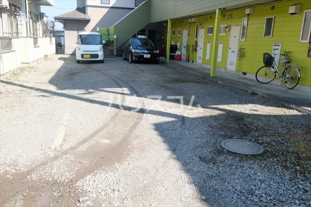 15/23 駐車場