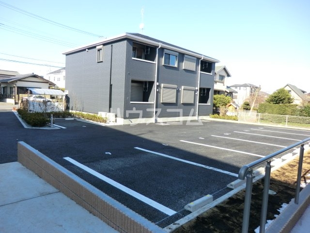 21/26 駐車場