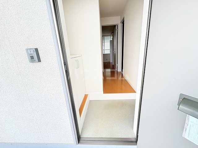 13/30 玄関