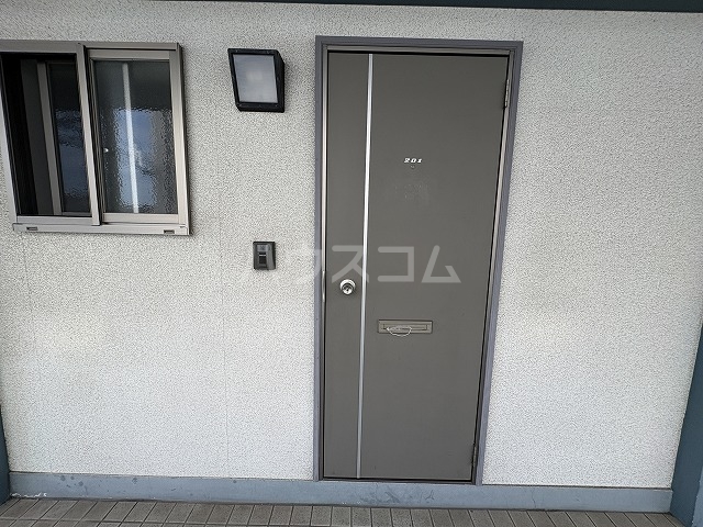 14/30 玄関