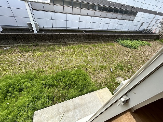 22/30 バルコニー