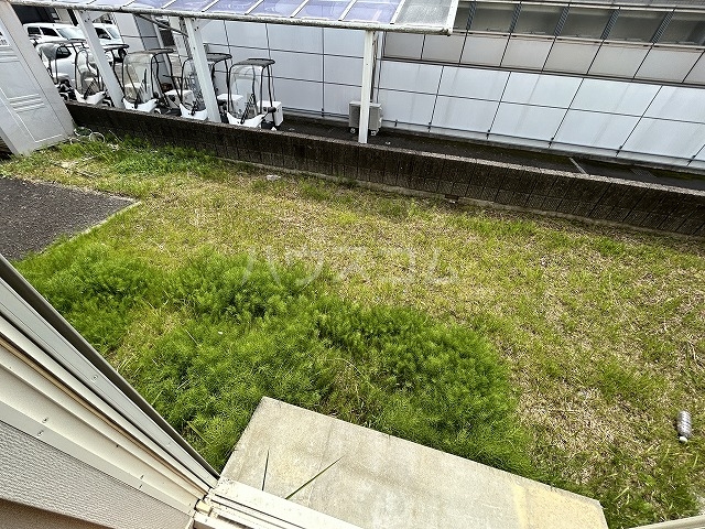 23/30 バルコニー