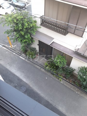 19/30 バルコニー