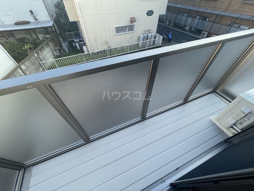 15/27 バルコニー