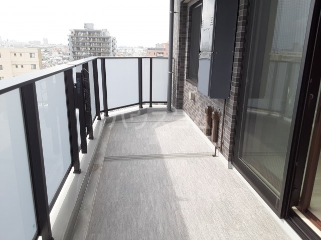 20/30 バルコニー