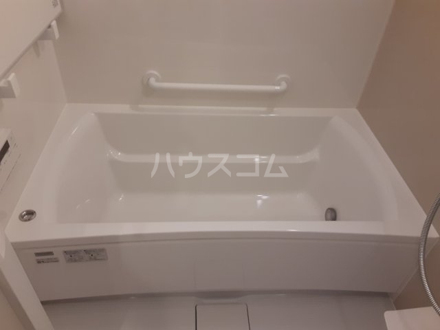 14/30 浴室