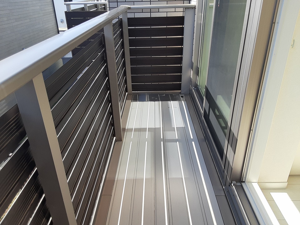 15/27 バルコニー