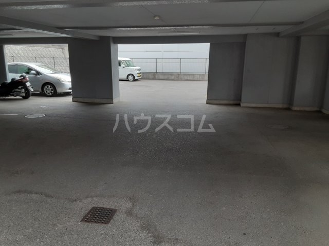 22/29 駐車場