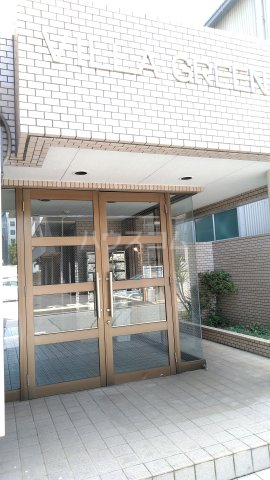22/30 エントランス
