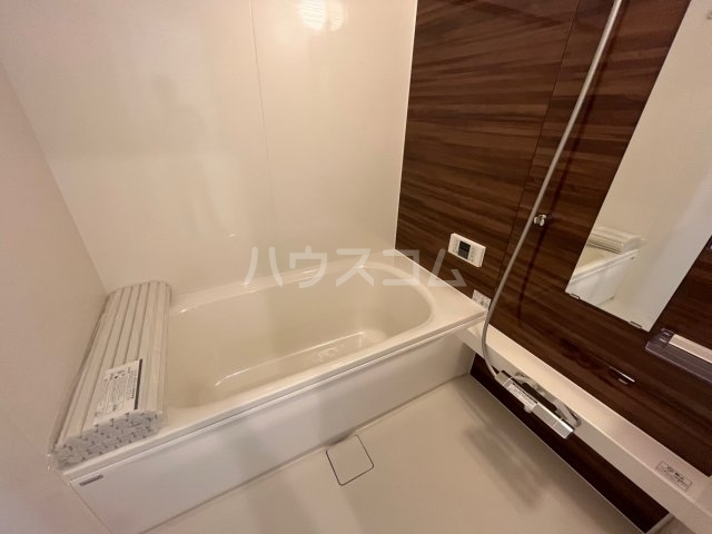 14/30 浴室