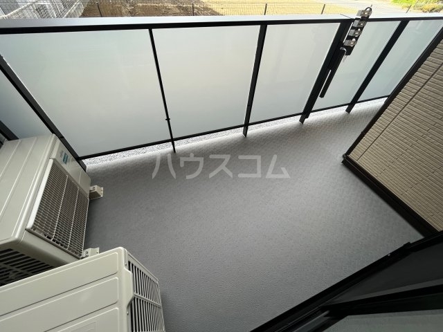 13/30 バルコニー