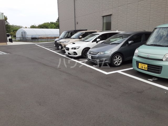 22/30 駐車場
