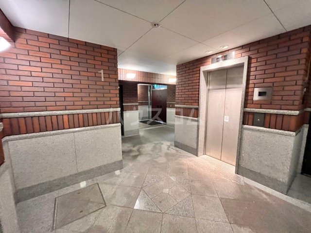 2/11 エントランス