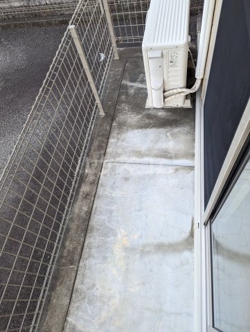 17/23 バルコニー