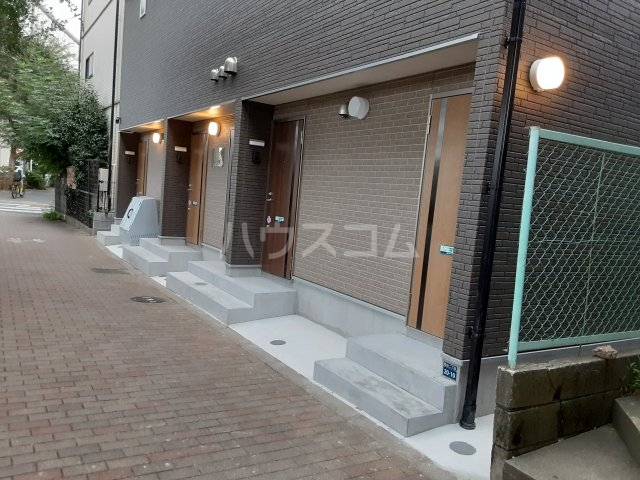 2/8 エントランス