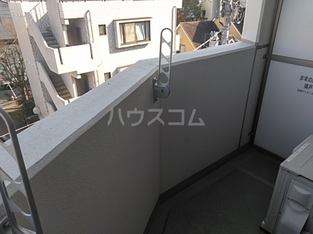 21/28 バルコニー